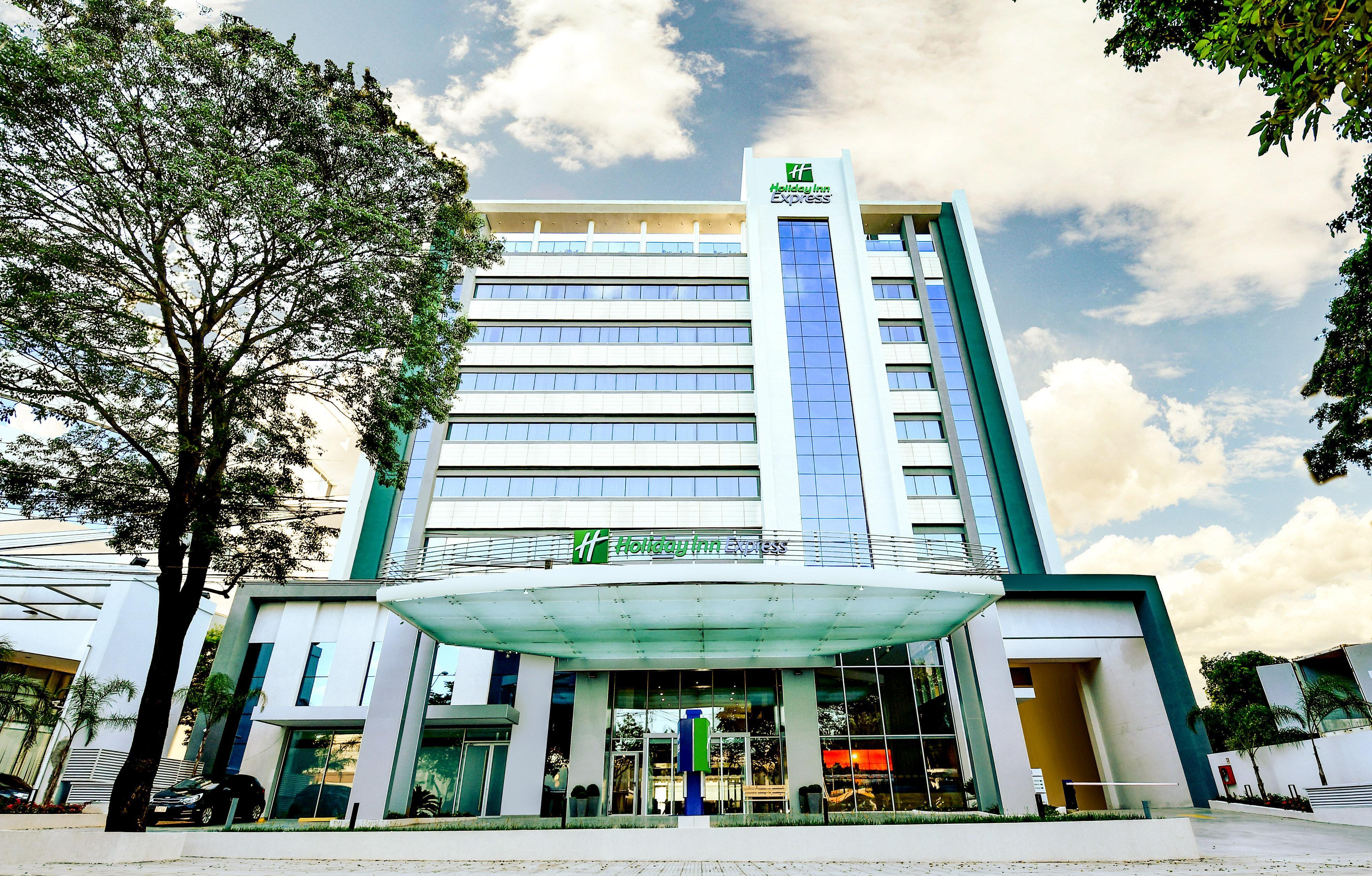 Holiday Inn Express Asuncion Aviadores By Ihg Kültér fotó